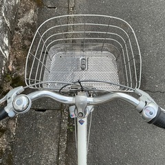 ＜整備済＞ブリヂストン・アルベルト・27インチ自転車 ホワイト・内装5段変速 LEDライト・後輪タイヤ/荷台/スタンド/グリップ/ シフトカバー新品交換済で超お得品！の画像