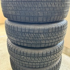 ホイール付スタッドレスタイヤ4本セットの画像