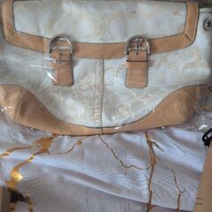 財布、パスケース、バックの画像