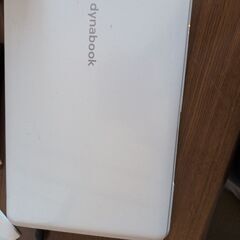 Toshiba dynabook ホワイト (さくらえぴ) 藤枝のノートパソコンの中古
