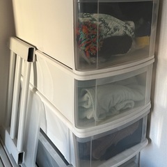 衣装ケースの画像