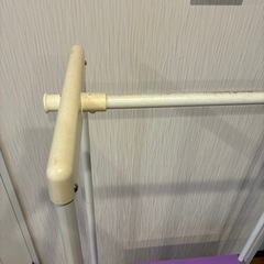 アナと雪の女王　子供用ハンガーラック付き引き出し
の画像