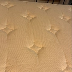 Serta サータ　マットレス　クイーンサイズの画像