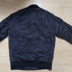 Buck Number MA-1ジャケット迷彩柄の画像