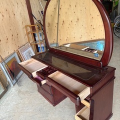 昭和レトロなドレッサー　鏡台の画像