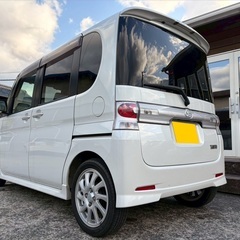 快適なターボ☆月々9千円〜分割可❗️車検2年付き！【名義変更代込み】広い車内！大人気‼️ダイハツ タントカスタム☆Bluetoothナビ付き☆走行中DVD見れます☆純正アルミ☆電動スライドドア☆ドライブレコーダー☆事故歴修復歴なし☆そのまま乗って帰れます！の画像