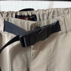 mello’sレディースナイロンパンツの画像