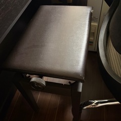 電子ピアノの画像