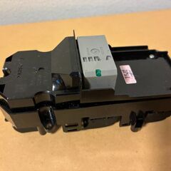 オデッセイ RC系 パワーウインドウスイッチ 35750-T6A-J31の画像