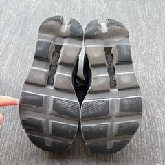 on オン  クラウドモンスター　23.5cmの画像