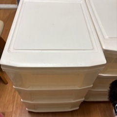 DCMブランドクローゼットチェスト
の画像