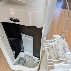 SHARP　シャープ　加湿空気清浄機　KC-F70の画像