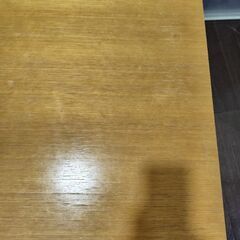 無印良品　ダイニングテーブル（低め）の画像