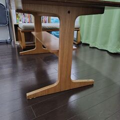 無印良品　ダイニングテーブル（低め）の画像