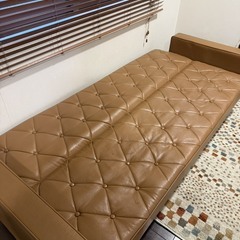 カリモク60　スリーピングソファ　取りに来てくれる人！の画像