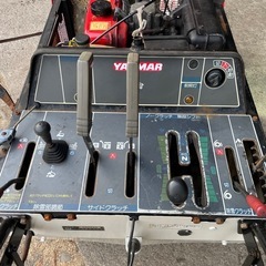 除雪機ヤンマーYSRA1010 ディーゼル
の画像