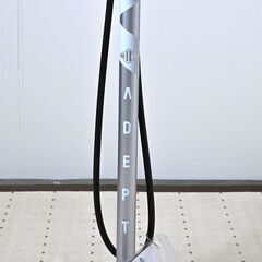 ADEPTゲージ付きポンプ/VERTUサドル(軽量）２点セット！！の画像