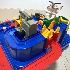 【知育】きかんしゃトーマス レッツゴー大冒険！手指運動 電池不要の画像