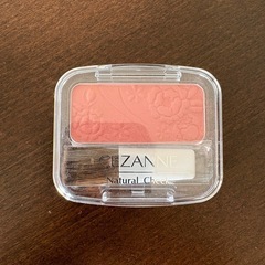 セザンヌ　チークの画像