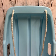 軽量プラスチックそり ロープ付き　水色の画像