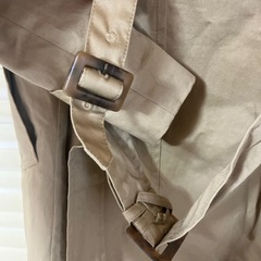 ローリーズファームのおしゃれなトレンチコートの画像