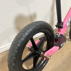 ストライダーピンク 収納バッグ付きSTRIDER バランスバイク の画像