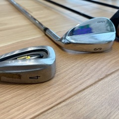 ゴルフクラブ4本の画像