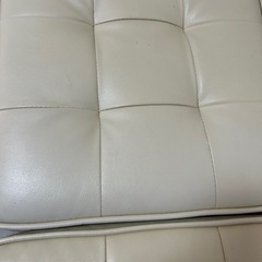 オットマン2つの画像