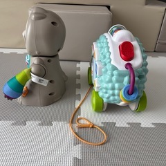 フィッシャープライス　ナマケモノとハリネズミの画像