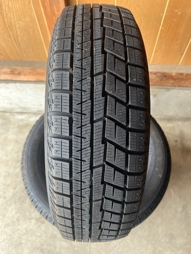 組み換え無料中古スタッドレスタイヤ175/65R14 82Q ヨコハマiG60