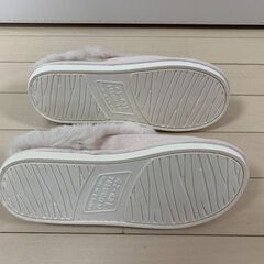 【新品】ルームシューズ もこもこ スリッパ レディース 暖かい ムートン 風 ムートンスリッパ ファー あったか メンズ 冬 用 男女兼用 北欧 来客用 かわいい おしゃれ プレゼント 庭 トイレの画像