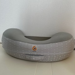 ergobaby授乳クッション
の画像
