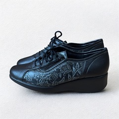 GS 日本製 コンフォートシューズ 23cm 黒 花柄の画像