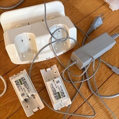 Wii U 本体セット 2人分　ゲーム機の画像