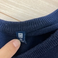 ワンピースとユニクロカーディガンの画像