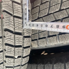 スタッドレスタイヤ  4本セット　ブリヂストン　ブリザック　195/65R15の画像