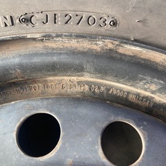 スタッドレスタイヤ  4本セット　ブリヂストン　ブリザック　195/65R15の画像