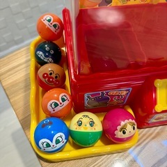 アンパンマン カプセルころりん クレーンゲームの画像