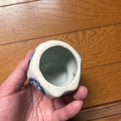 香炉　アロマポット　台付き　角皿　フクロウ　梟　縁起物 フクロウ 置物 陶器 縁起物 の画像