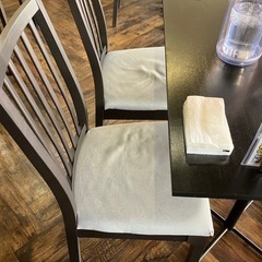 飲食店の備品、椅子、机等の画像