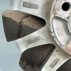 【年末値下げ！】ZELERNAの１３インチアルミホイールとスタッドレスタイヤのセット‼️の画像