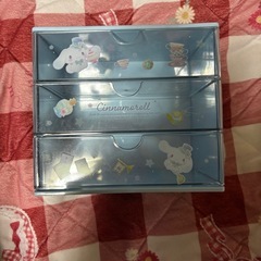 お譲り先決定！サンリオ3段ミニコンテナ&3段引き出しセットの画像
