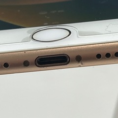 iPhone8  64GB ジャンク扱いの画像