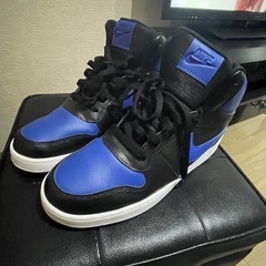 NIKE スニーカー  エバノンミッド28.5の画像