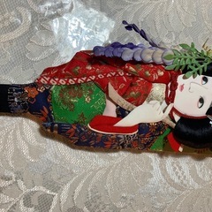 K AWA S AK I河寿特選。羽子板 伝統的和装人形、レトロ　羽根付き。箱。の画像