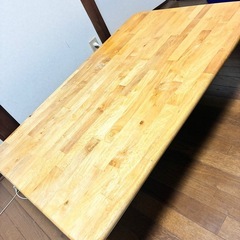 折りたたみテーブルの画像