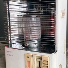 レトロ　石油ストーブの画像