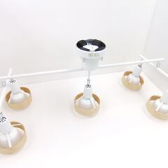 ンターフォルム ホワイト 5灯照明 LEDシーリングライト【中古】の画像