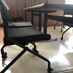 オフィス用　テーブル　チェアの画像