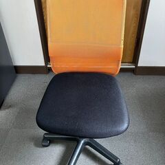 オフィス用のイス（5脚）の画像